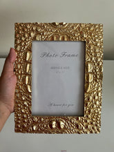 Resin Frame Bubble Texture Gold 001