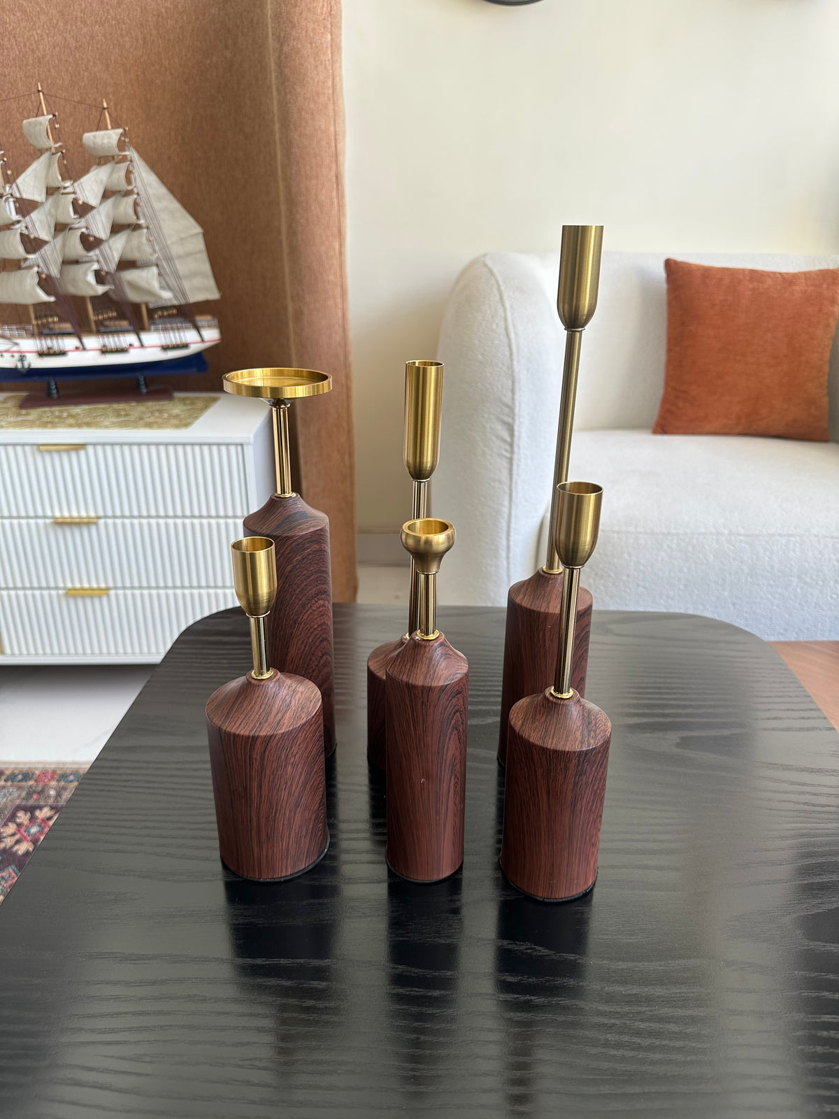 Set of 6 gold and brown candle stand