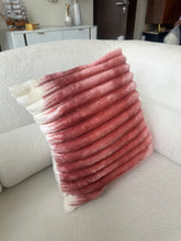 Flurry Cushion Pink 05