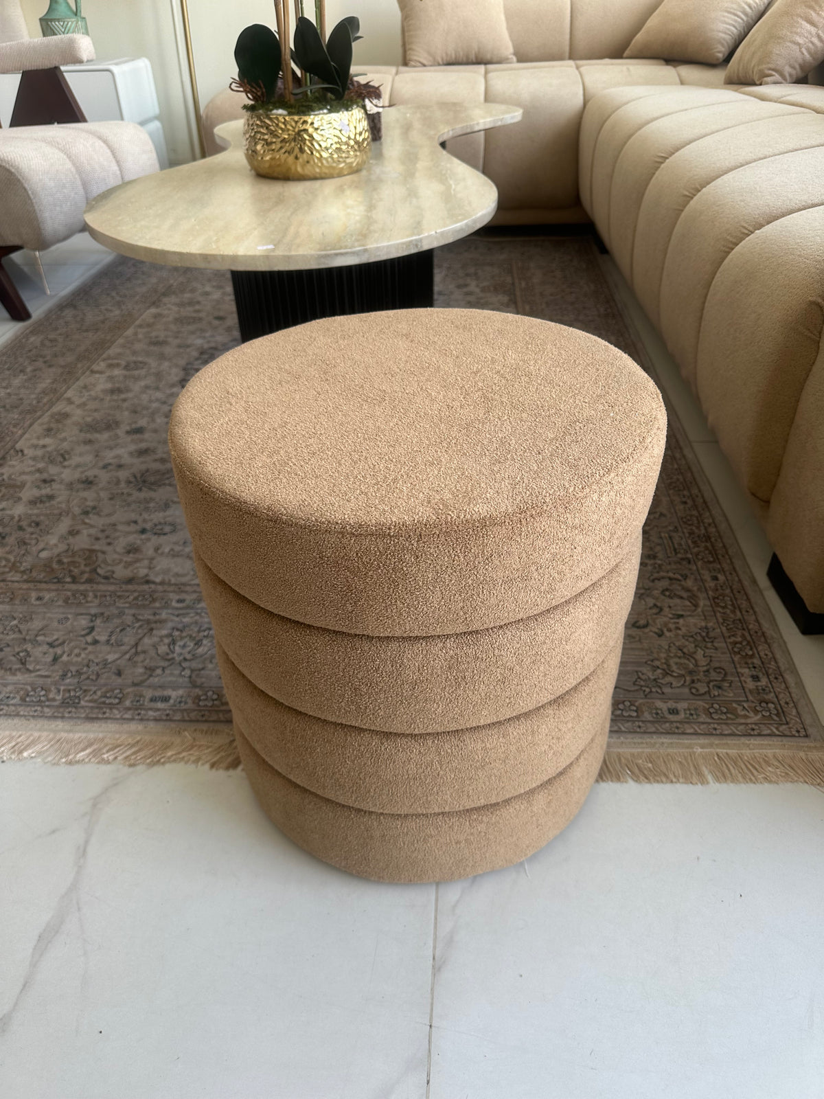 Boucle Premium round Stool Light Brown 0018