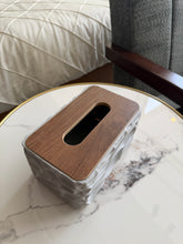Illusion Tissue box SS11