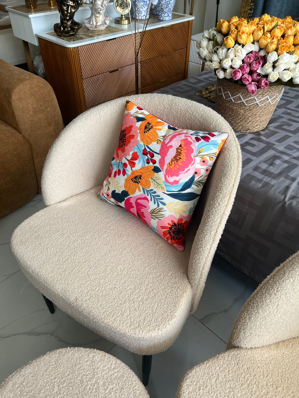 Floral cushion 01