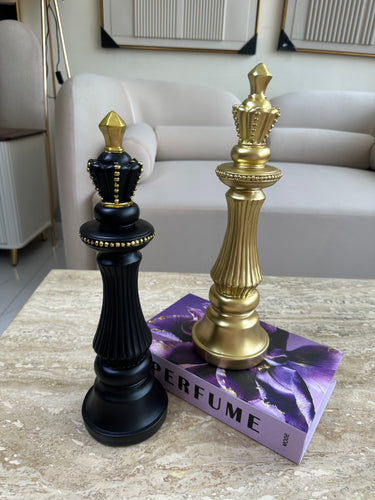 Regal Queen Sculpture