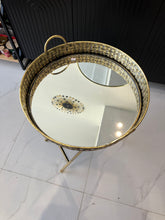 Royal Breakfast Tables 02