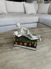 Book Reading Women Sculpture 04-Imported