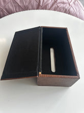 Leather Tissue box 012