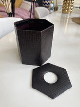 Leather Tissue box round 03