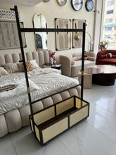 Rattan Cloths Hanger 001