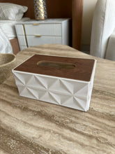 White Illusion Tissue box SS12