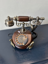 Telephone Vintage 09