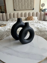 Black Donut Vase set