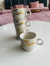 Standing Mugs Set Gold Abstract