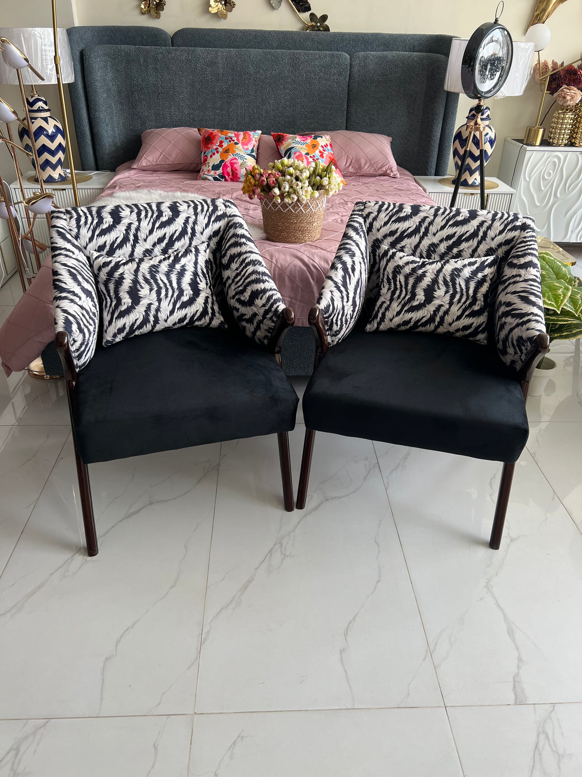 Maya chair set of 2 (black seat)