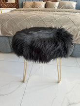 Fur Stool Black 05