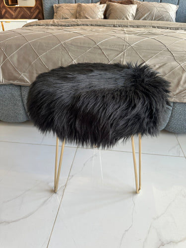 Fur Stool Black 05