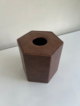 Leather Tissue box round 05