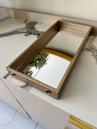 Leather Tray Gold 06