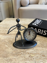 Metallic Clock grey 001