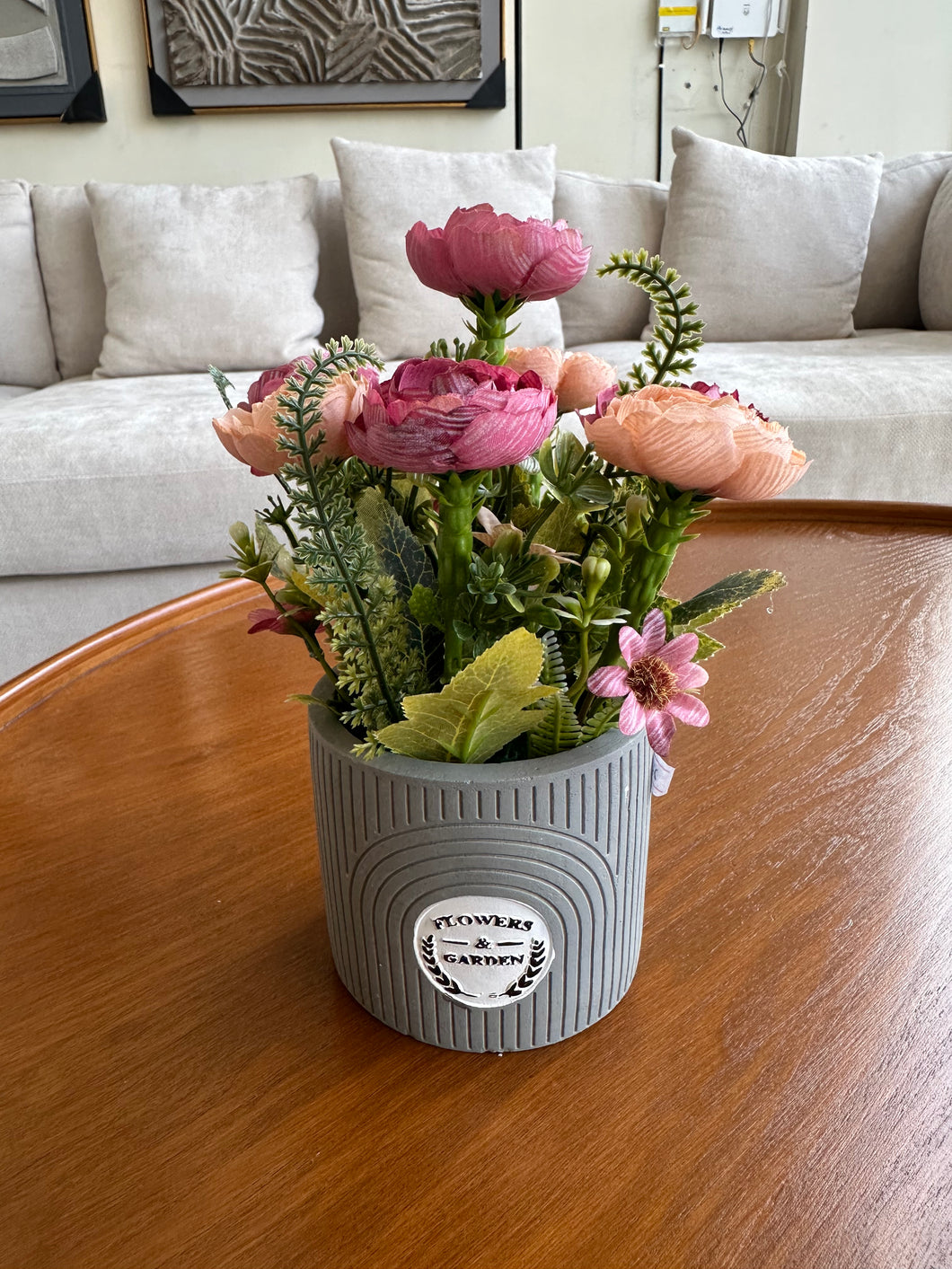 Flowers & Garden Grey Planter 003 Pink Peach