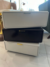 Rotating Capri Side table