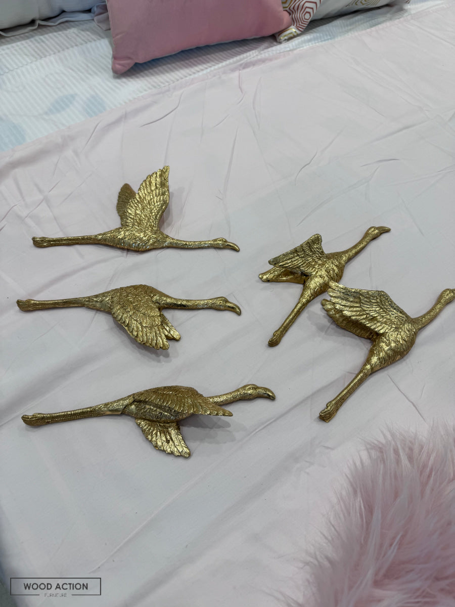 5 Swan Wall Décor