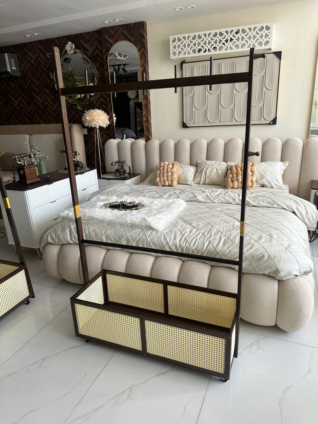 Rattan Cloths Hanger 001