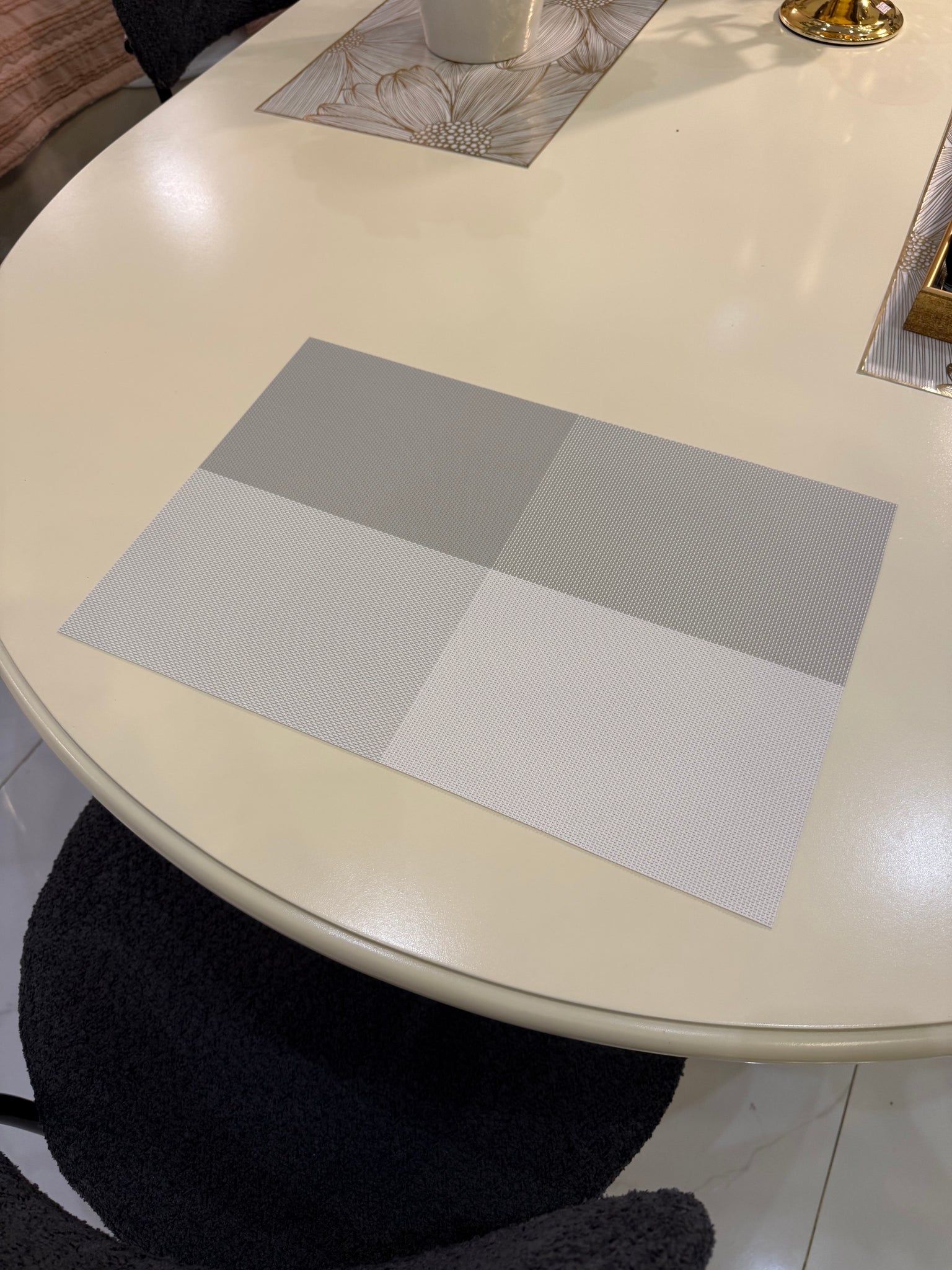 Table Mat 19 – Wood Action