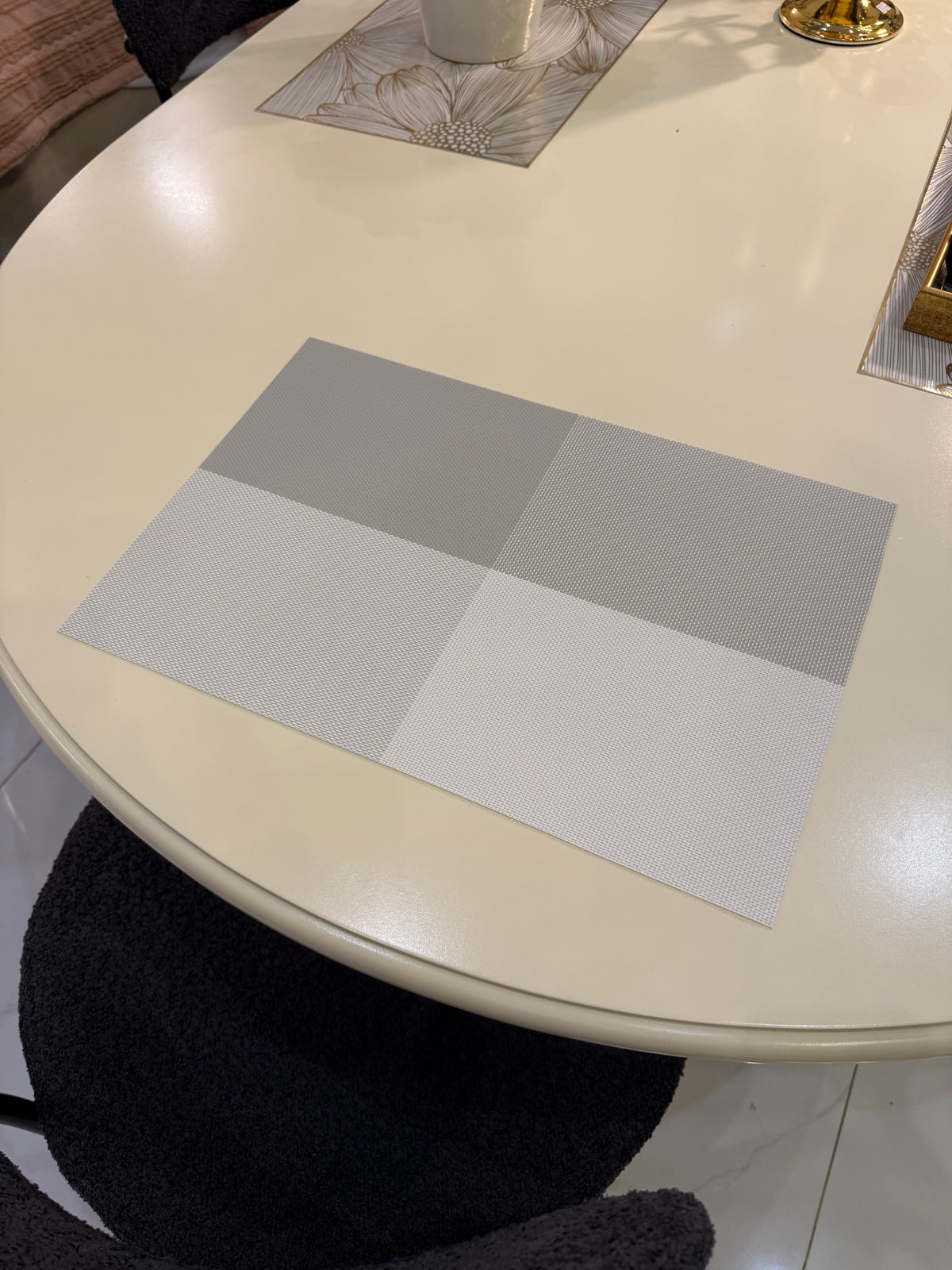 Table Mat 19