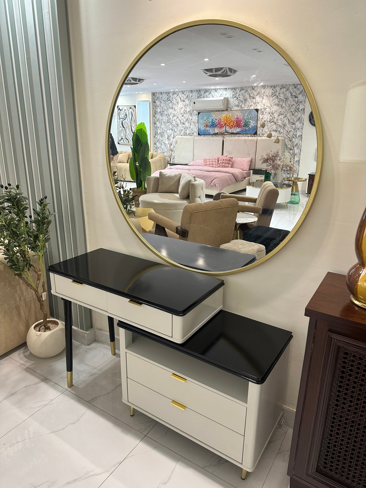 Diana Dressing Table