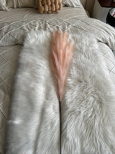 Large Synthetic feather for vase
