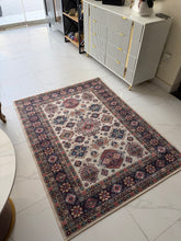 Modern Rug LM7
