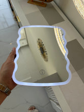 Irregular mirror small 01