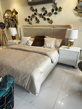 Hagrid boucle bed beige