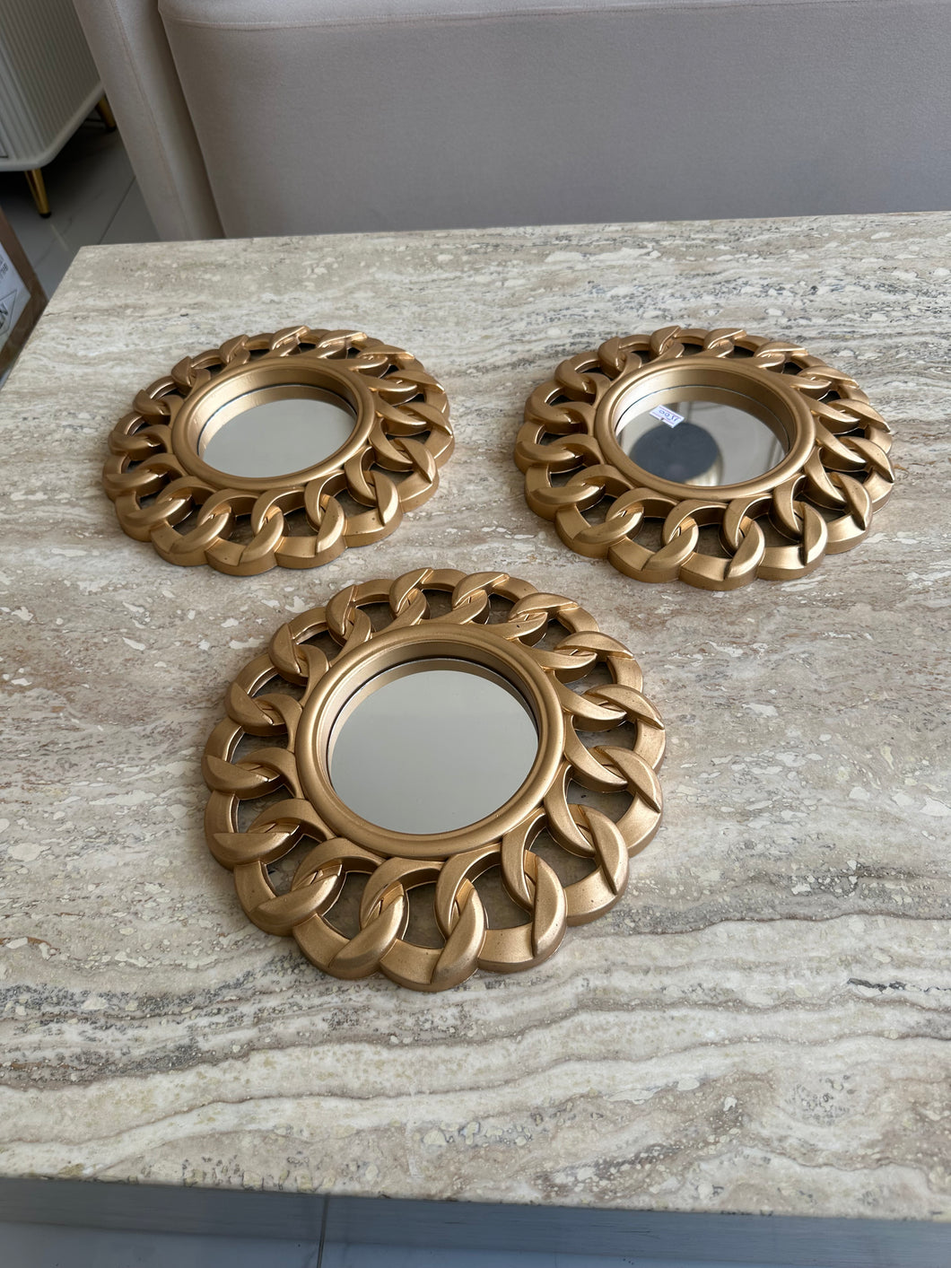Gold Round wall Mirrors set of 3 001