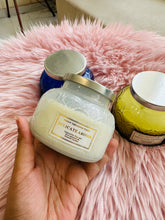 Delicate Aroma Scented Candle