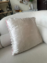 Flurry Cushion Pink 05