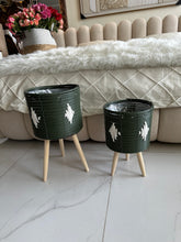 Rustic Planter Green 019