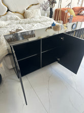 Black Crown Console