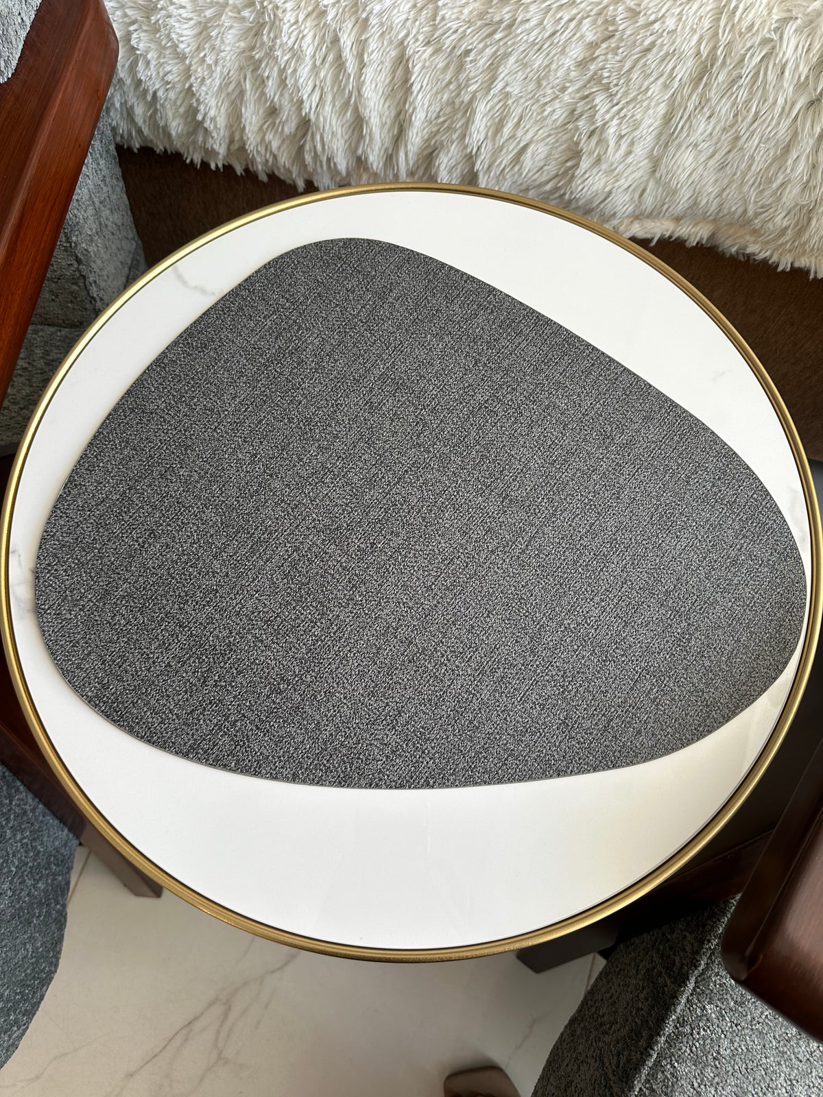 Leatherite Table mat grey 010