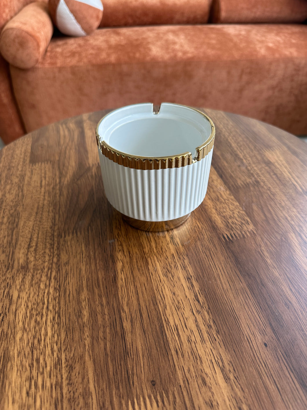 Ash tray 05