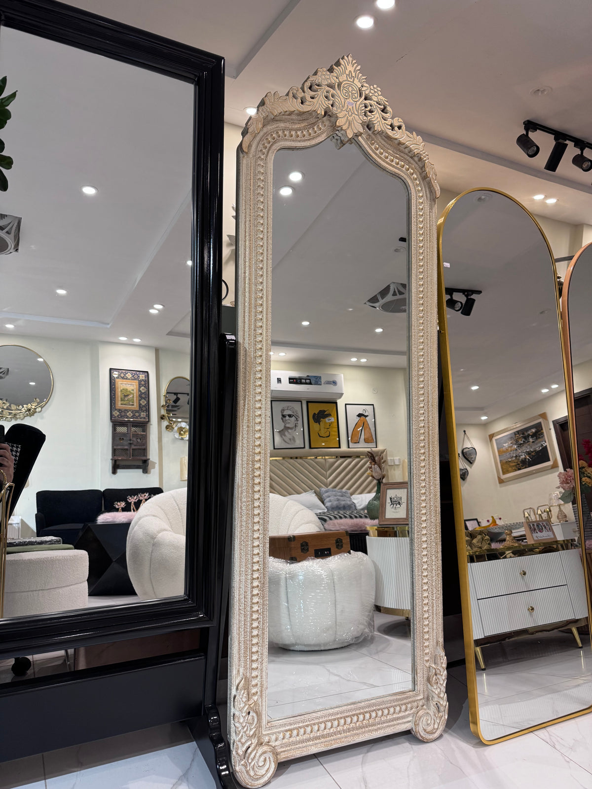 White carved standing mirror (Only for Lahore)