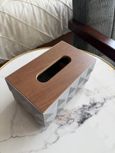 Grey Illusion Tissue box SS09