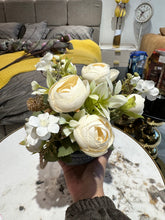 Rose Planter White 003