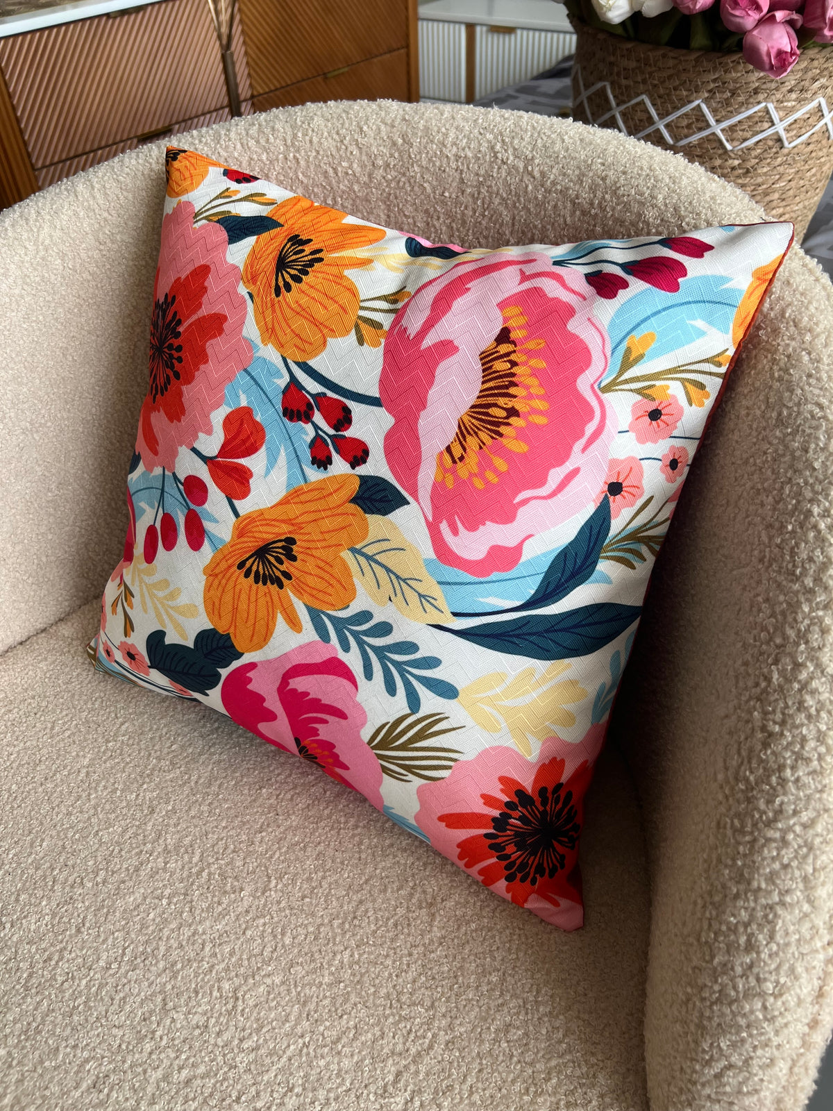 Floral cushion 01