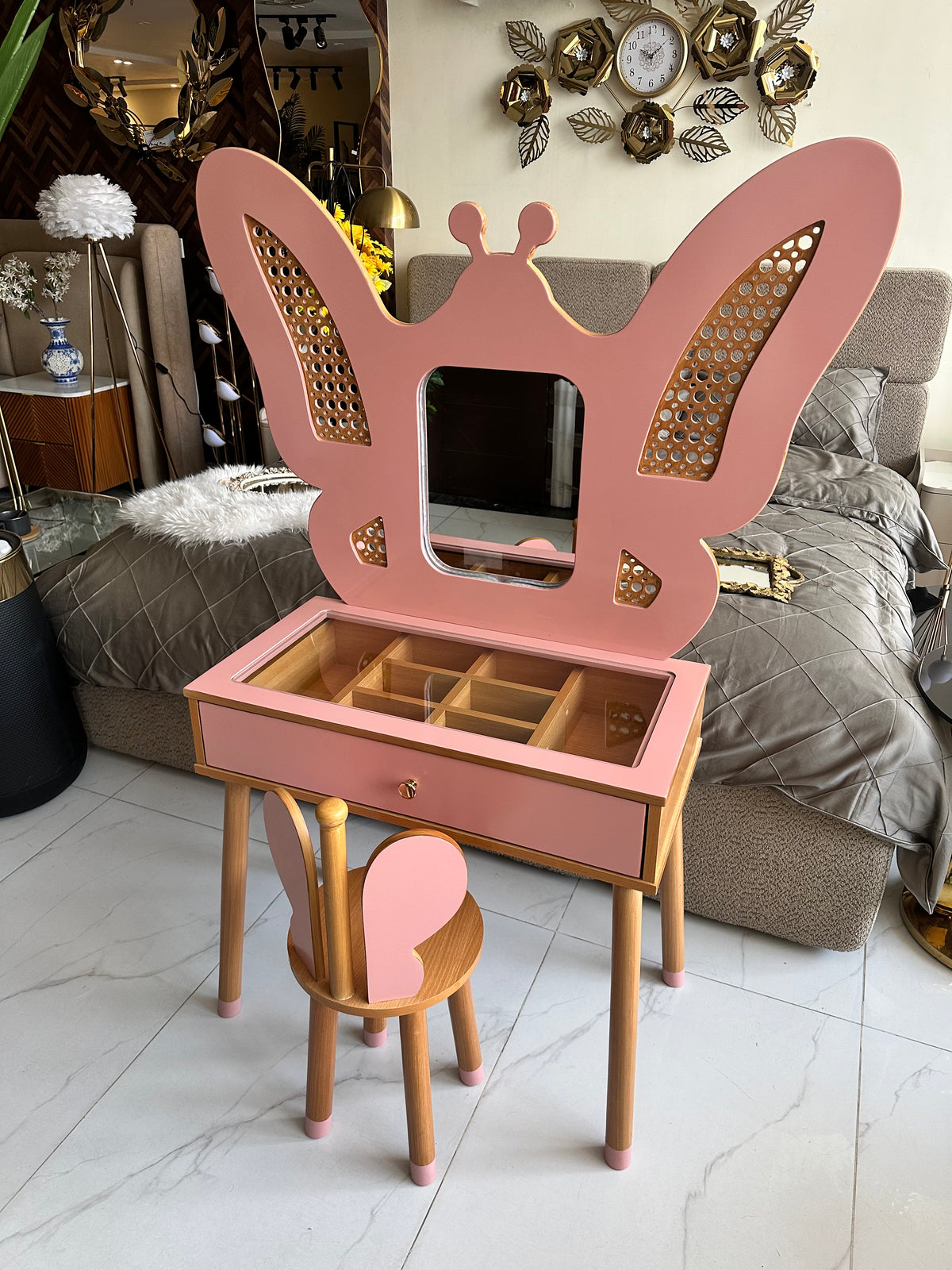 Butterfly kids vantiy 02