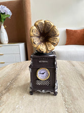 Gramophone Decor 02
