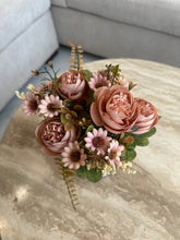 Gold leaf Planter 002 Tea Pink