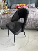 Dawn chair 02 (Black)