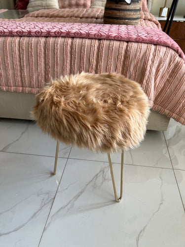 Fur Stool 01