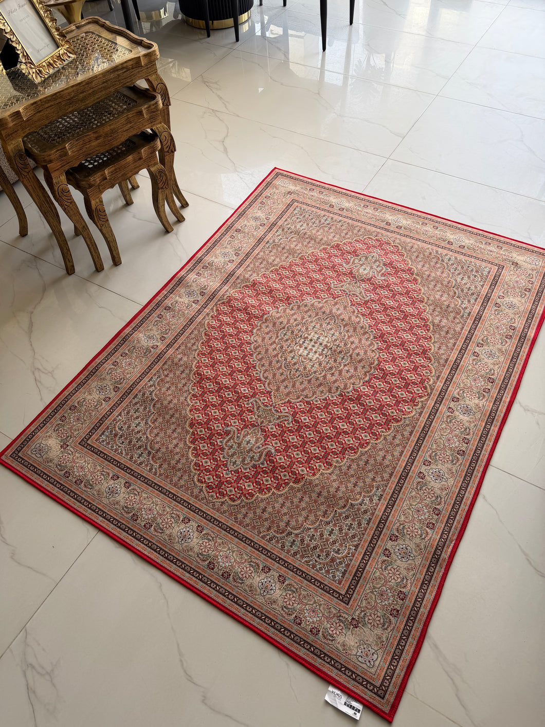 Modern Rug LM3